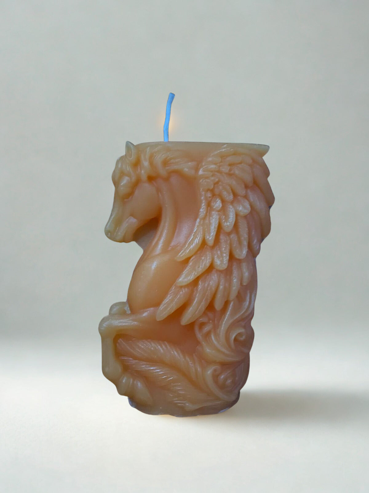 Şık At Figürlü Dekoratif Mum