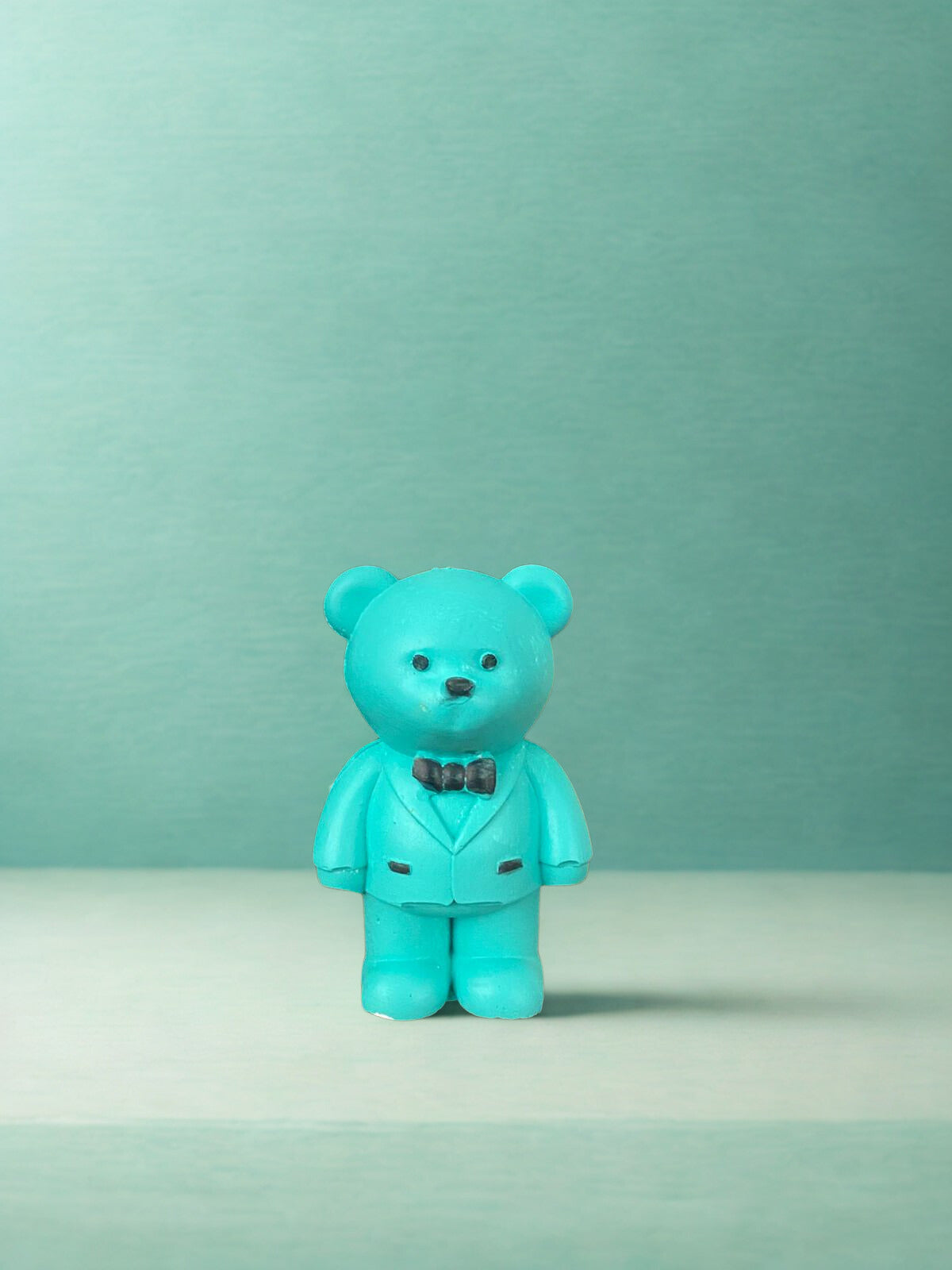 Takım Elbiseli Ayıcık Biblo