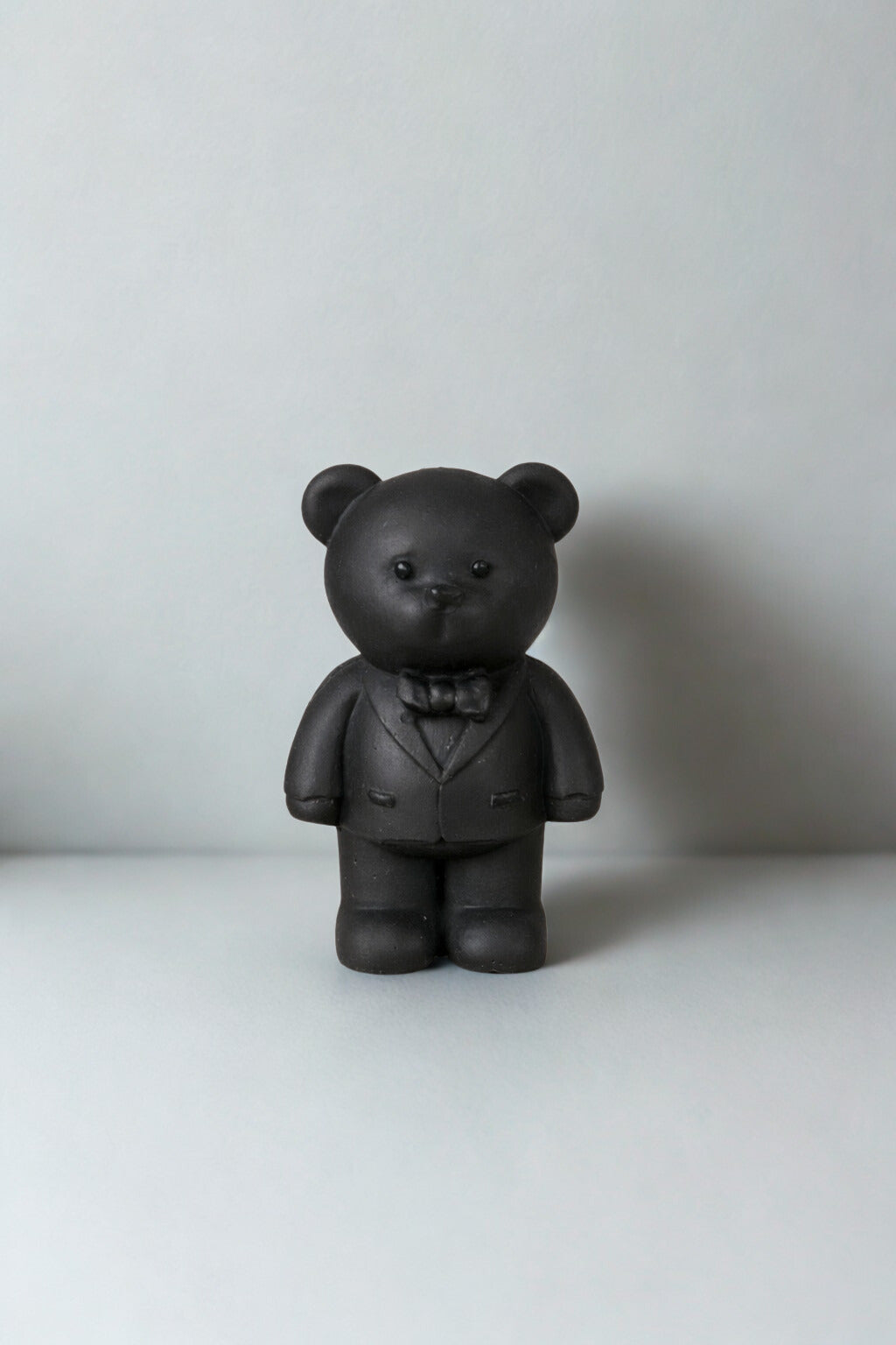 Takım Elbiseli Ayıcık Biblo